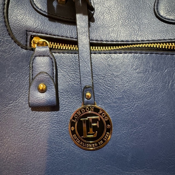 London Fog Elegant Blue Handbag - Picture 10 of 11